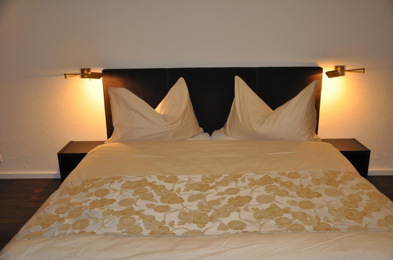 Hotel Loewen Mellingen Bagian luar foto